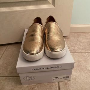 Worn once! Steve Madden Slip On Sneakers.